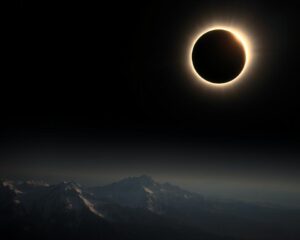 Eclipse solar total 2026: onde e como observar com segurança