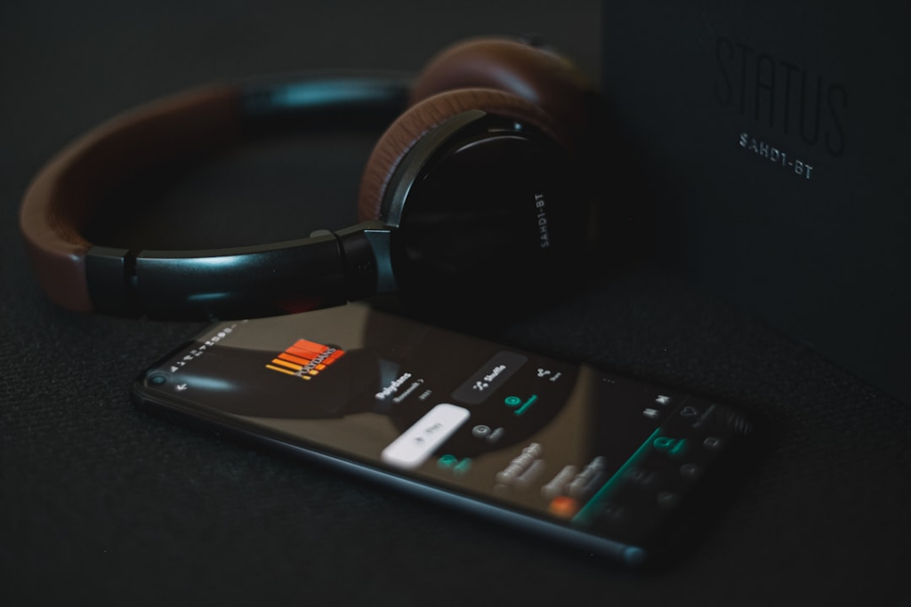 Os Melhores Aplicativos para Ouvir Rádio Online Sem Pagar