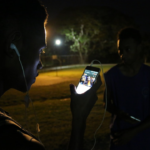 Visão Noturna no Celular: Guia Completo