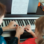 Apps de Música Cristã Infantil Com Canções Alegres e Educativas