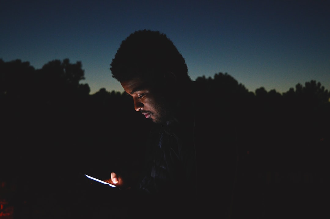 Visão Noturna no Smartphone: Guia Completo